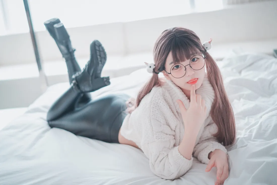 如何让牦牛的家鼓起来？牦户生活又该如何蓬勃发展？
